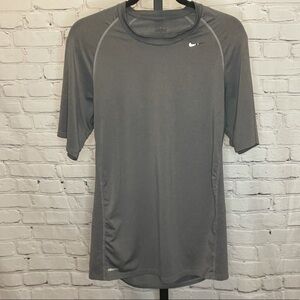 Nike Pro Grey T-shirt Nike Fit